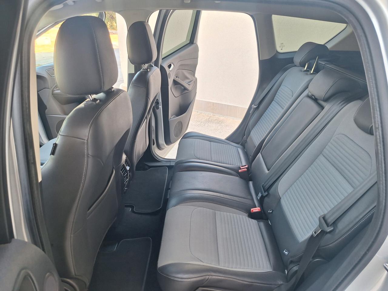 Ford Kuga 1.5 TDCI 120 CV NAVI GANCIO TRAINO