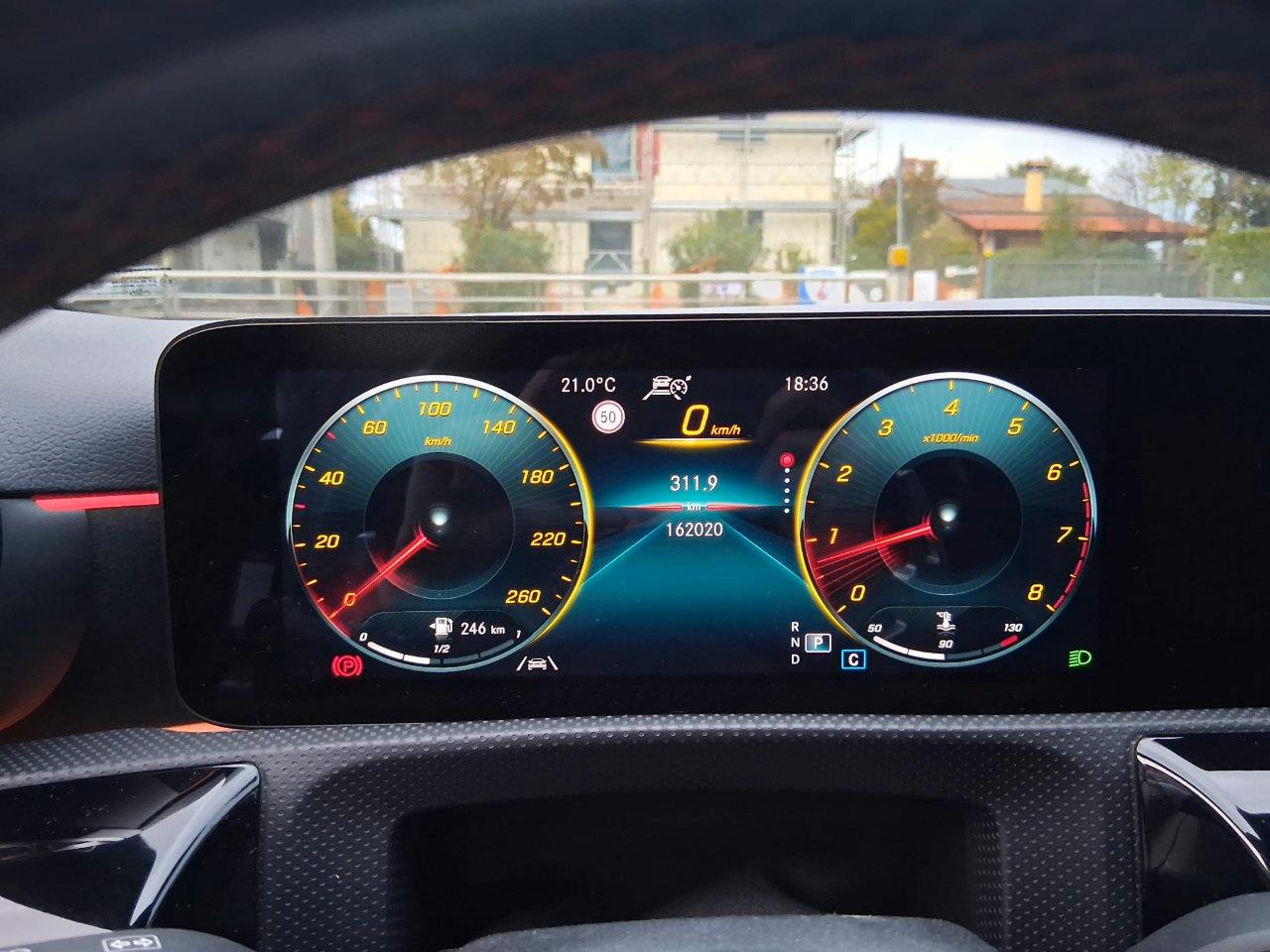 MERCEDES A250 4 MATIC PREMIUM