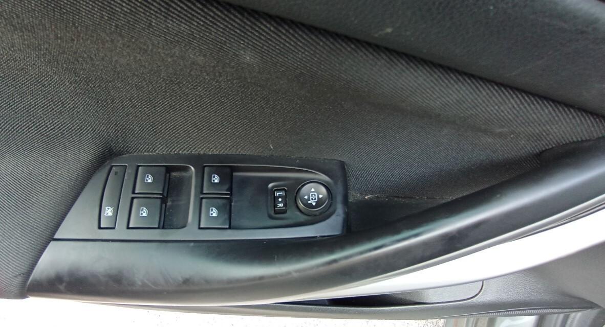 OPEL ASTRA 1.2 BZ - OK NEOPATENTATI