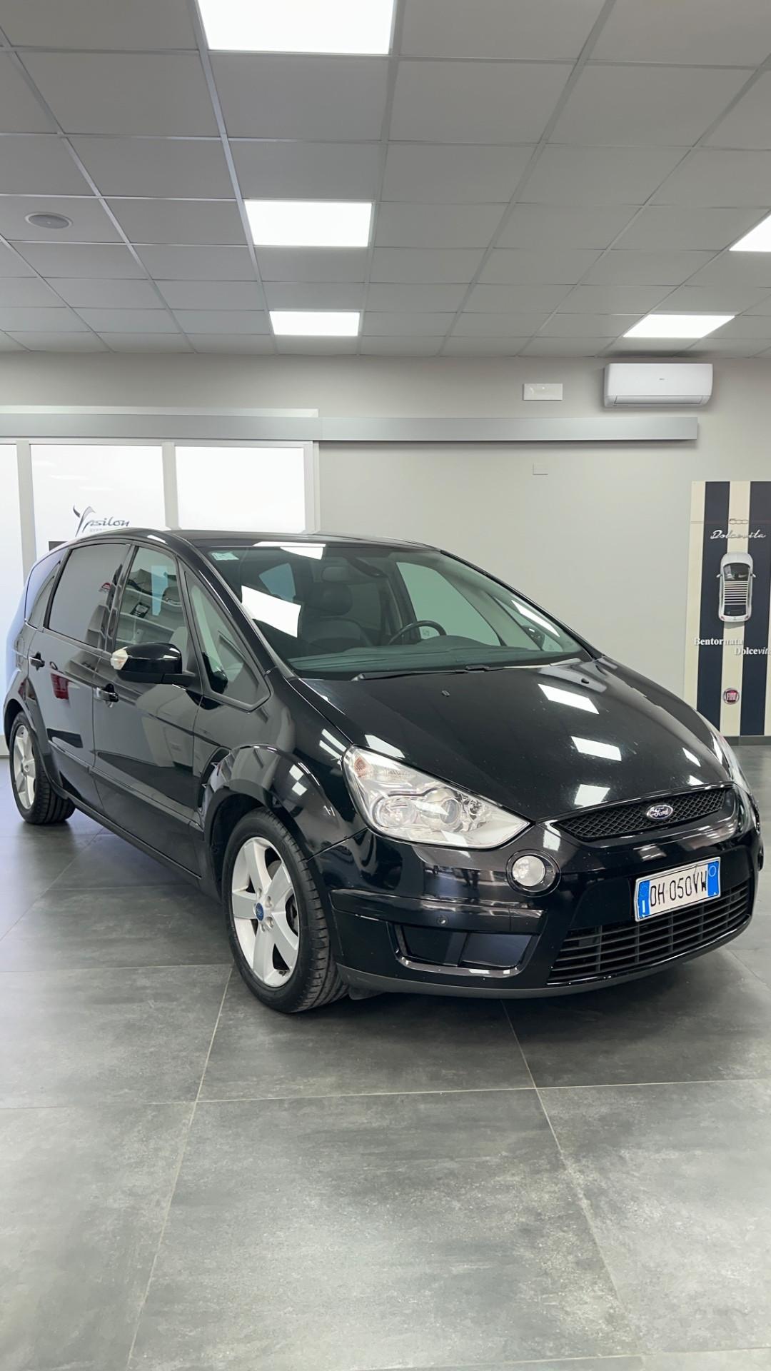 Ford S-Max 2.0 TDCi 140CV Titanium