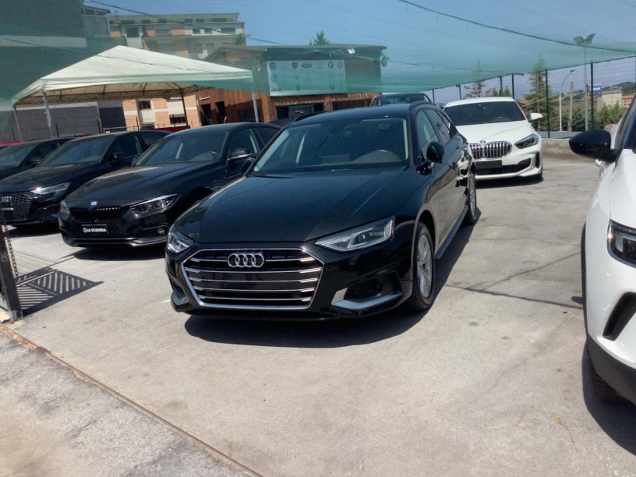 Audi A4 Avant 35 TDI/163 CV S tronic