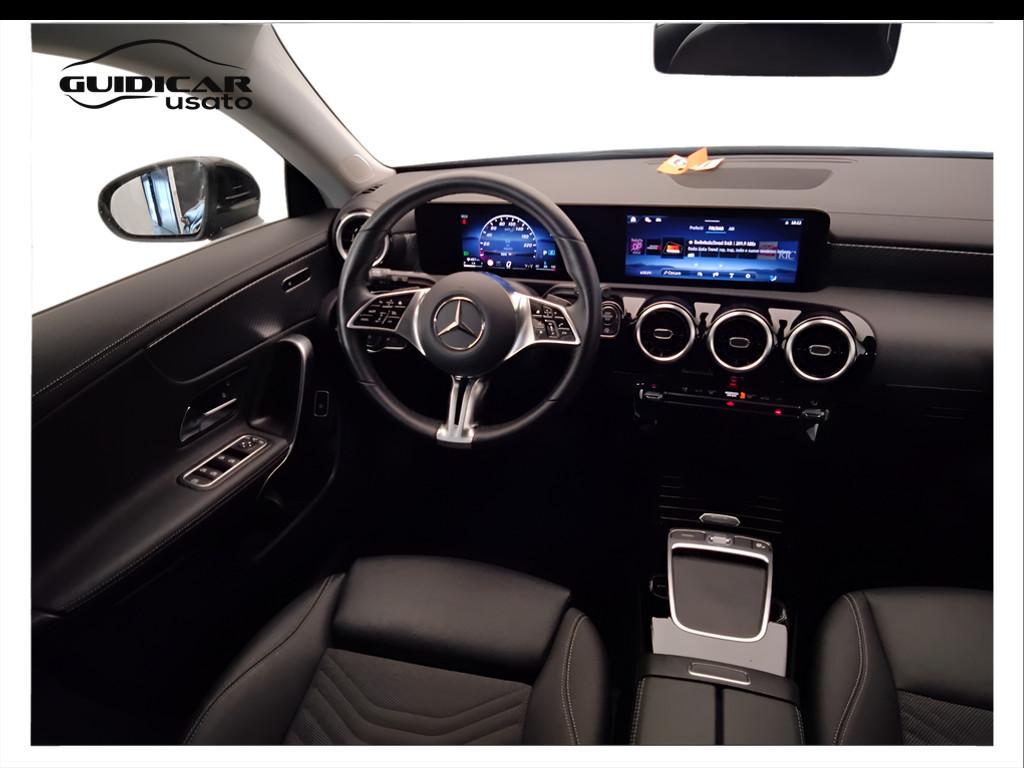 Mercedes-Benz CLA Sh.Brake - X118 2023 - CLA Shooting Brake 180 d Progressive Advanced auto