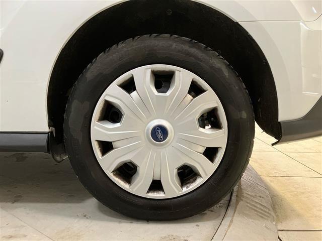 FORD Transit Connect 200 1.0 ecob 100cv Trend L Euro 10.580 + iva