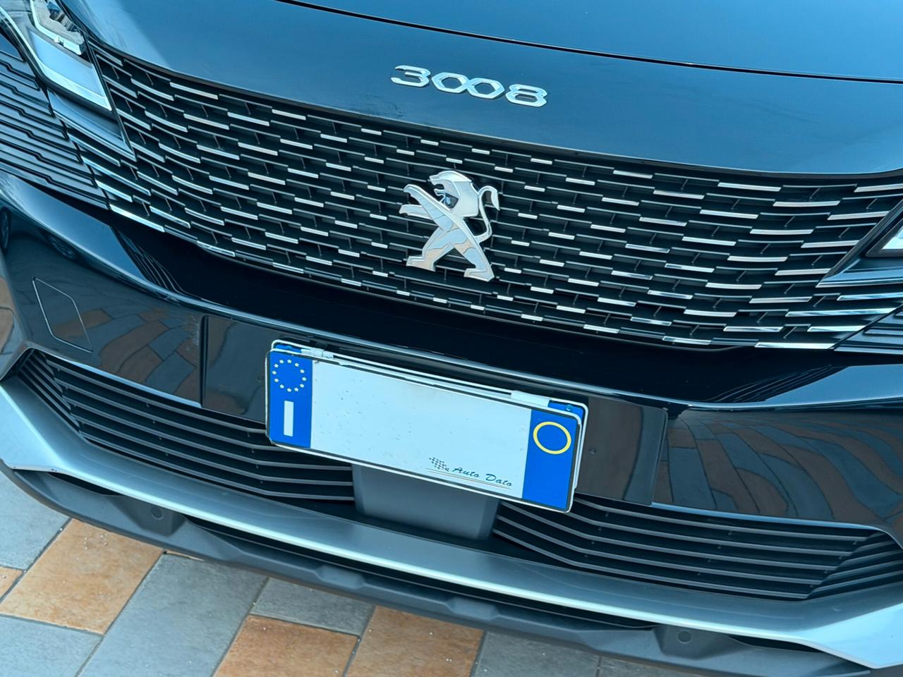 Peugeot 3008 1.5 BLUEHDI 130 cv. AT8 ALLURE PACK (Nav)