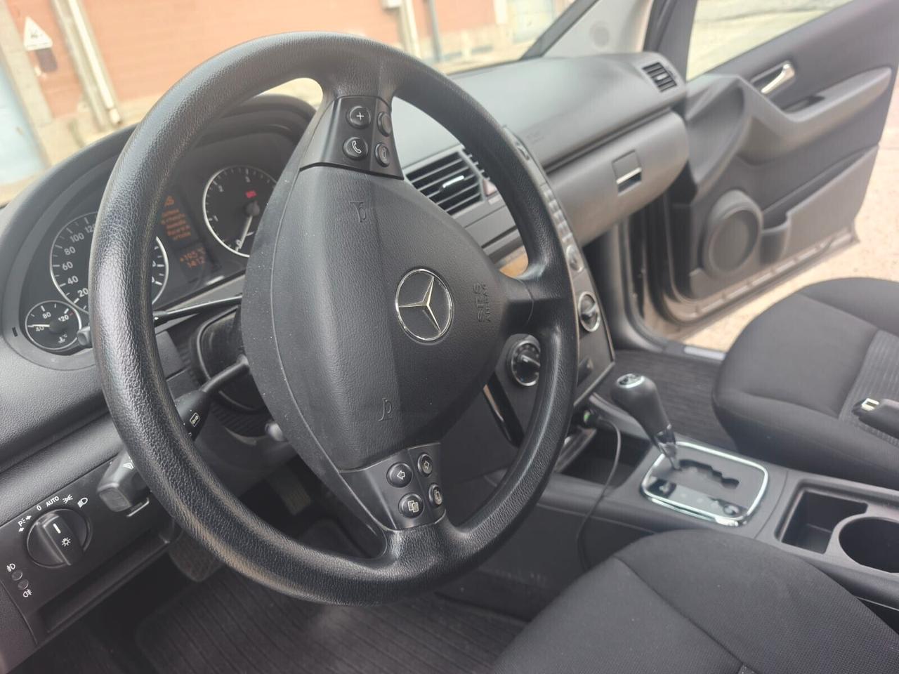 Mercedes-benz A 160- 2012---2.0 Diesel Neopatentati