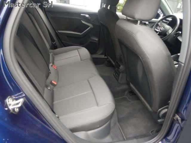 AUDI A3 Sportback 30 tfsi mhev Business s-tronic GL521PK