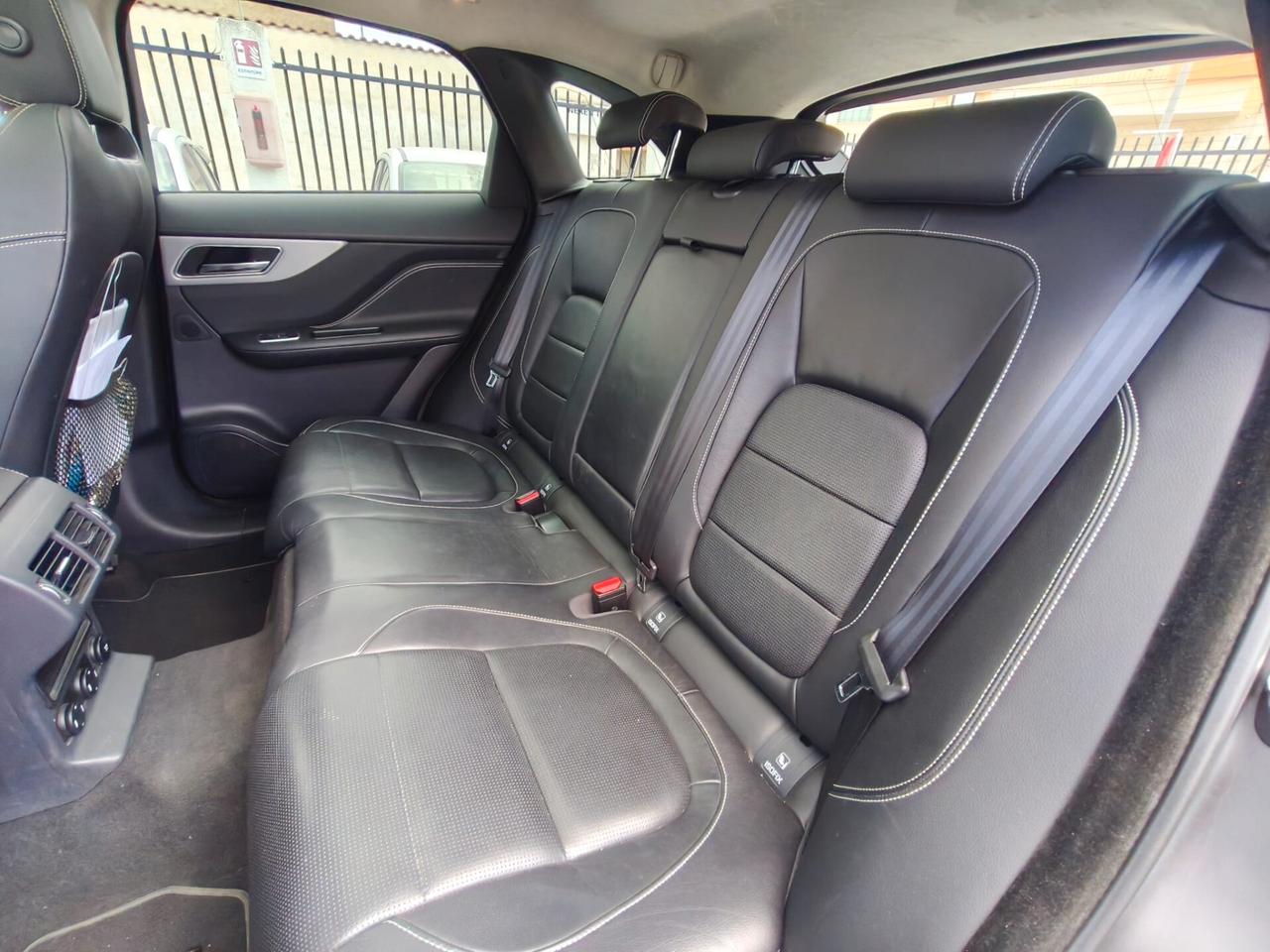 Jaguar F-Pace 2.0 D 180 CV AWD aut. Pure 2019