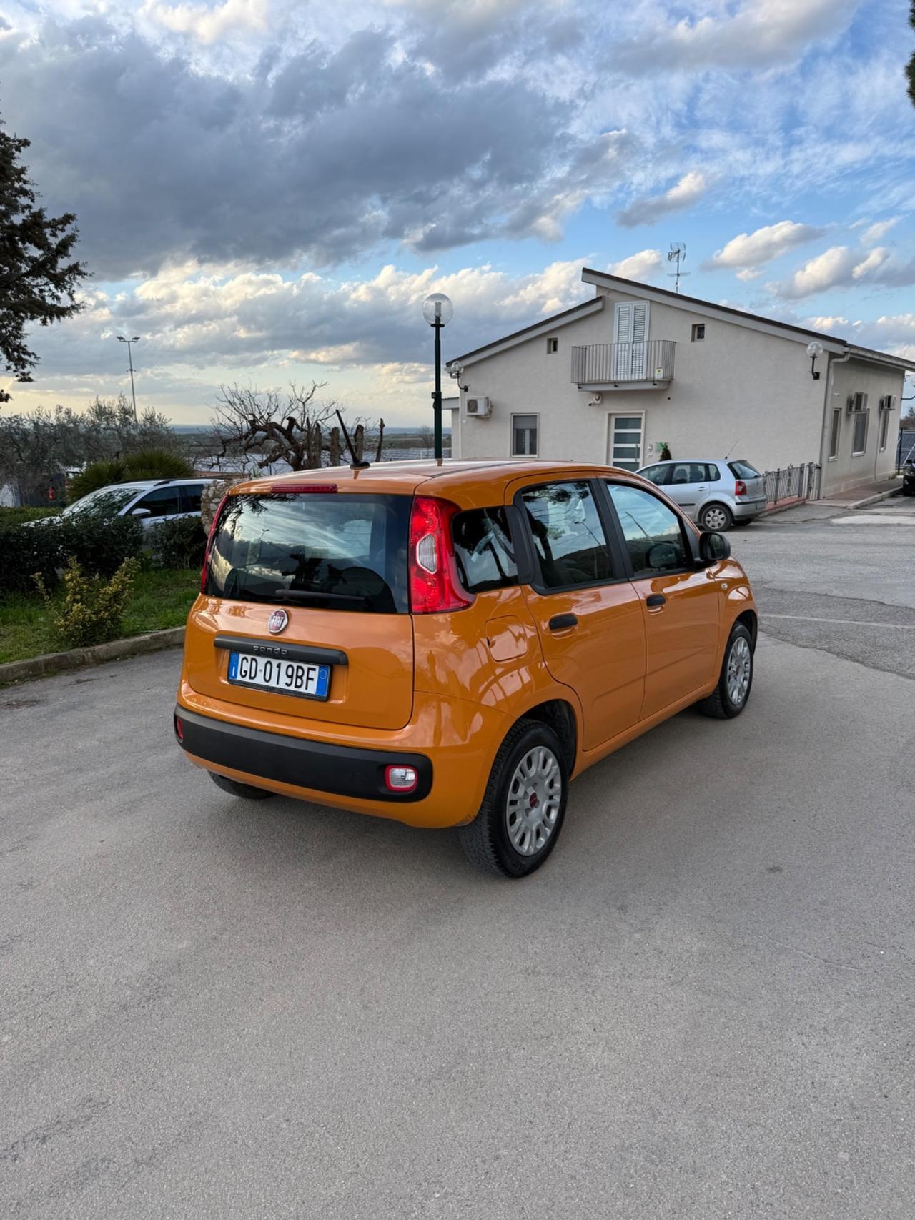 Fiat Panda 1.2 Connected by Wind