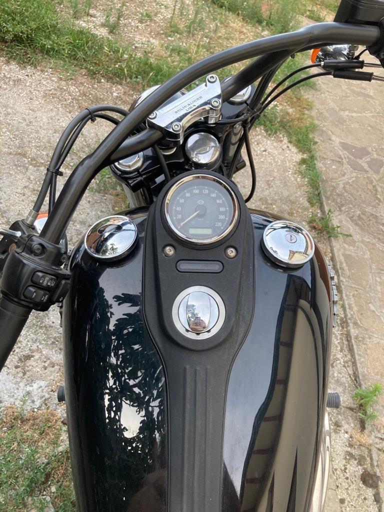 Harley-davidson Dyna Blackline FXDB