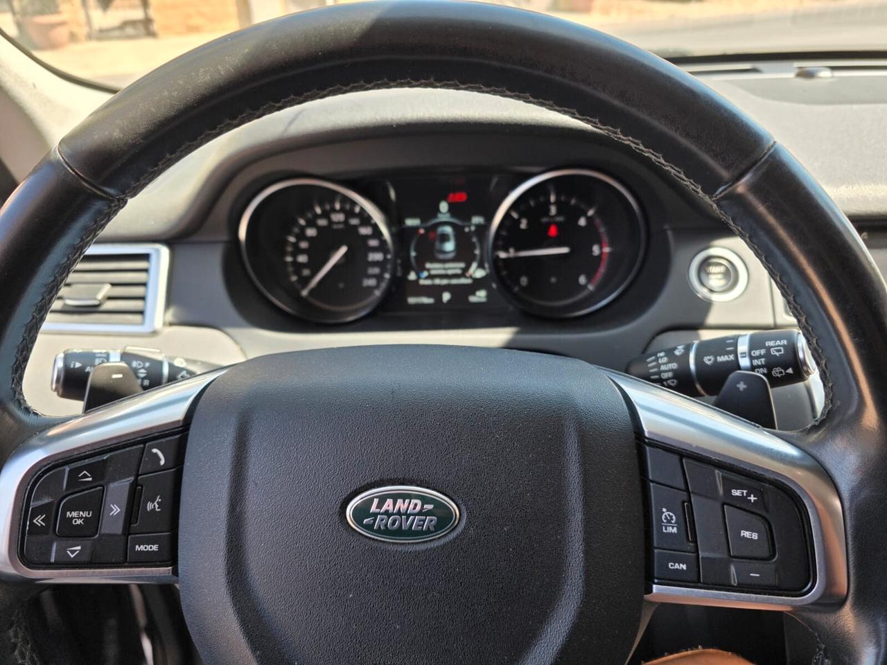Land Rover Discovery Sport 2.0 240 CV HSE R-Dynamic 7 posti