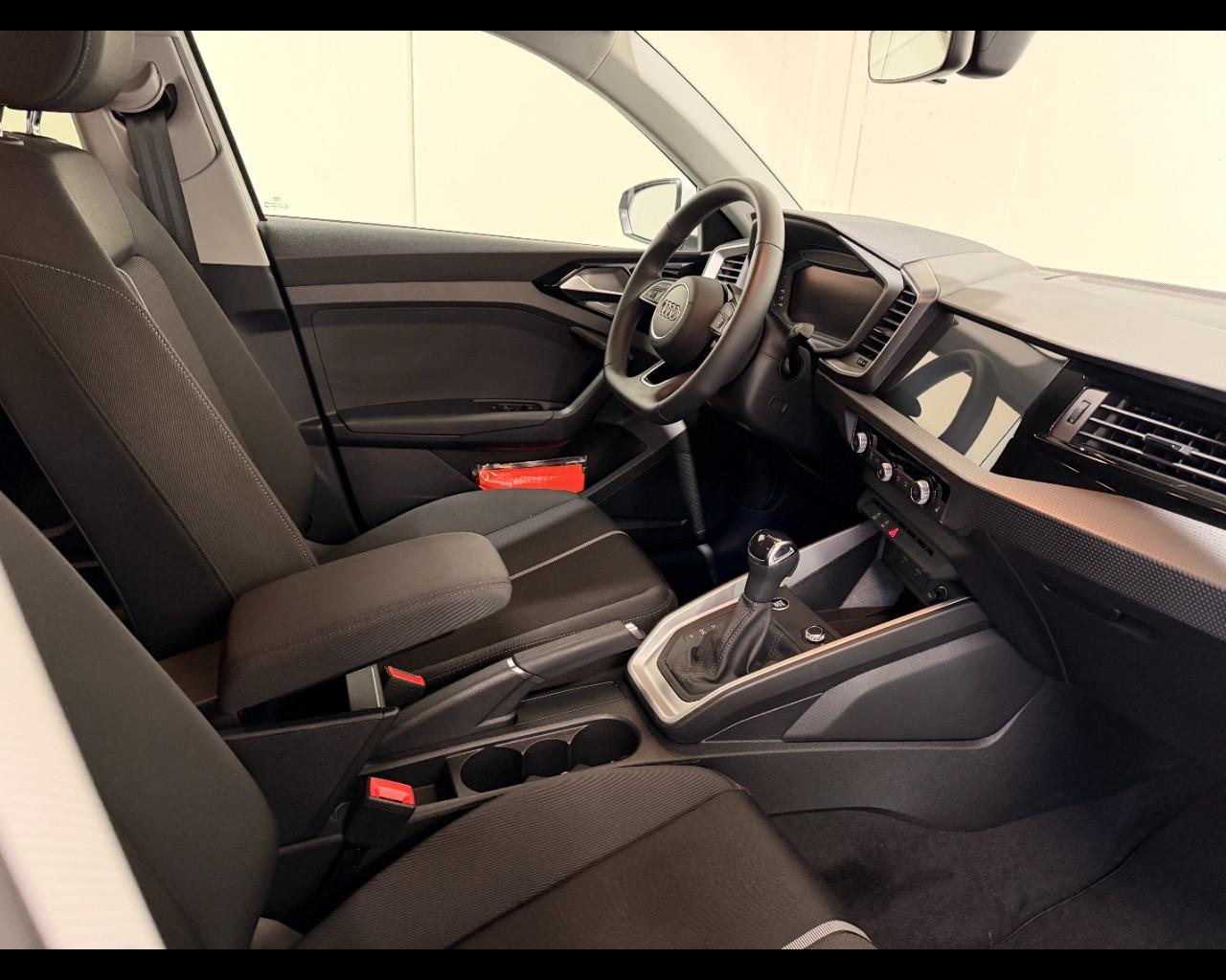 AUDI A1 SPORTBACK 25 TFSI S-TRONIC ADVANCED