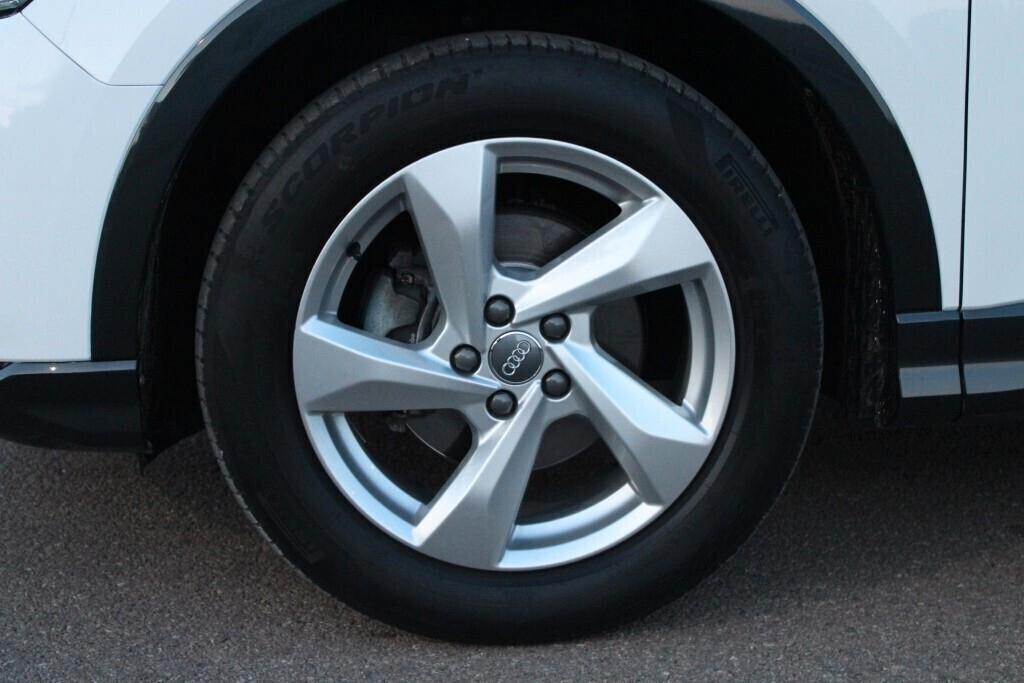 AUDI Q3 2.0 TDI aut. Advanced *Matrix