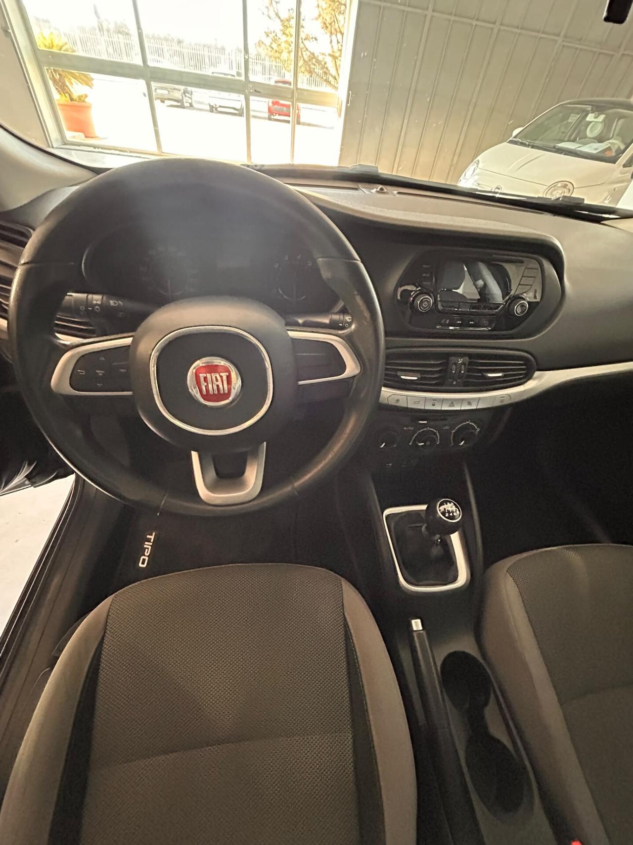Fiat Tipo 1.4 4 porte Easy