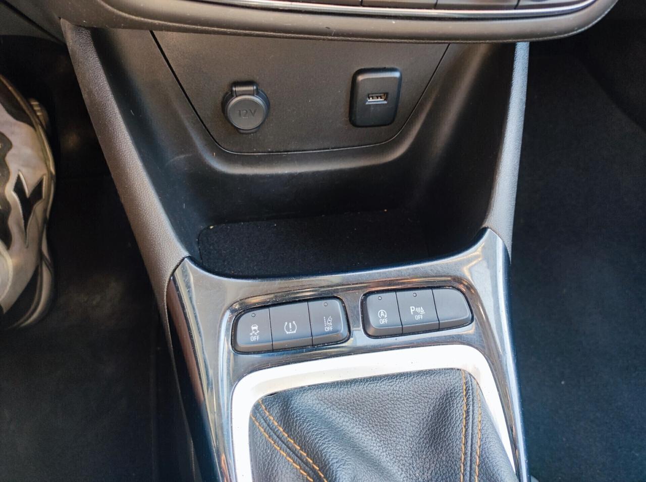 Opel Crossland X 1.2 Turbo 12V 110 CV