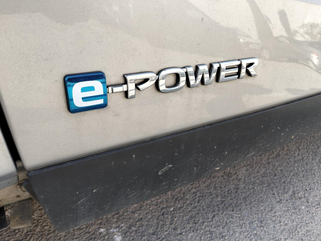 Nissan Qashqai e-Power N-Connecta 2023 SINISTRATO