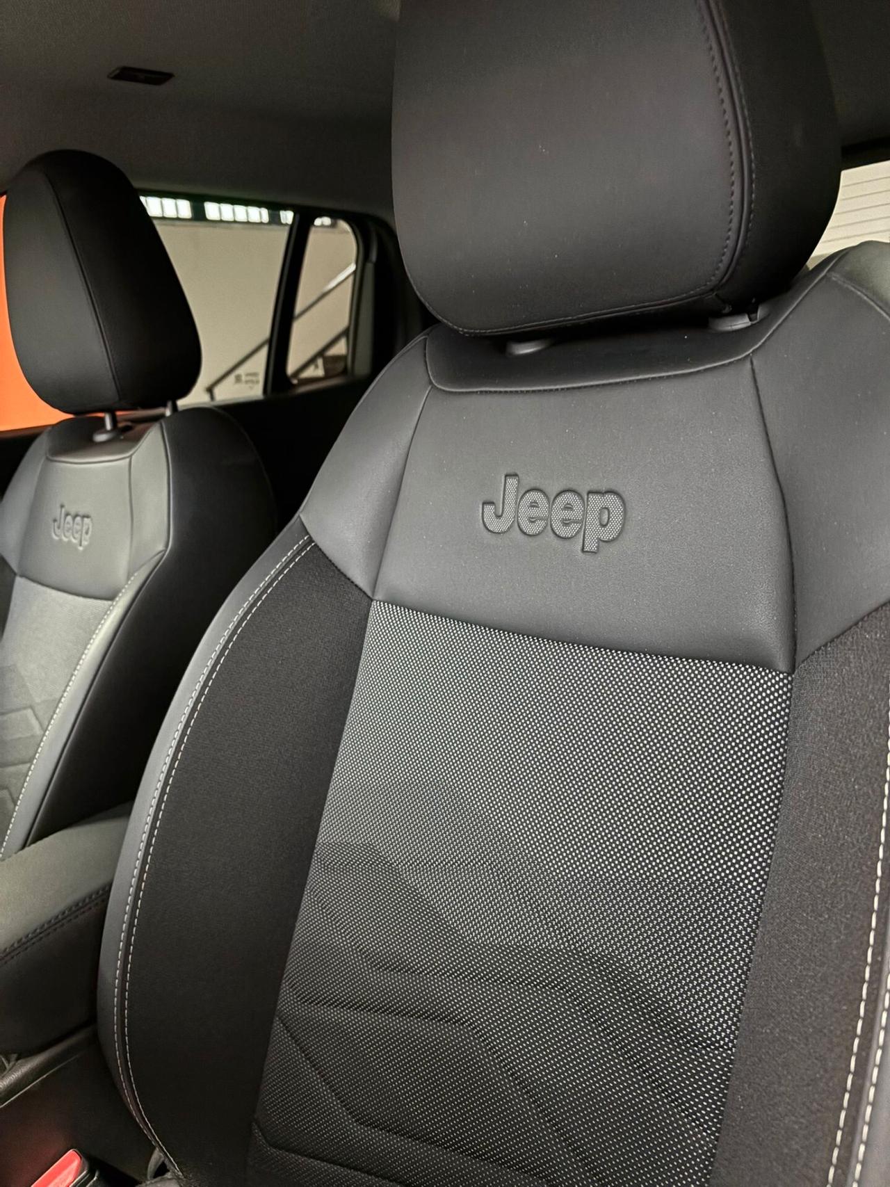 Jeep Avenger 1.2 Turbo 100 CV Summit 2025