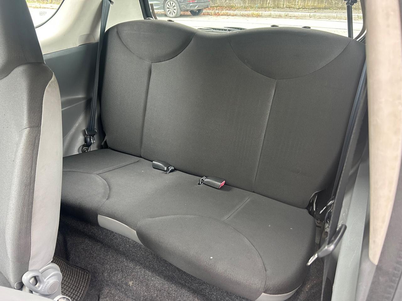 Toyota Aygo Now 1000 benzina 68cv neopatentati