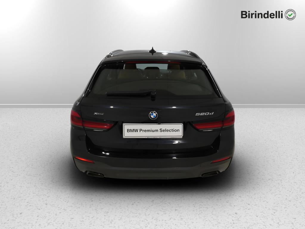 BMW Serie 5(G30/31/F90) - 520d 48V xDrive Touring Msport