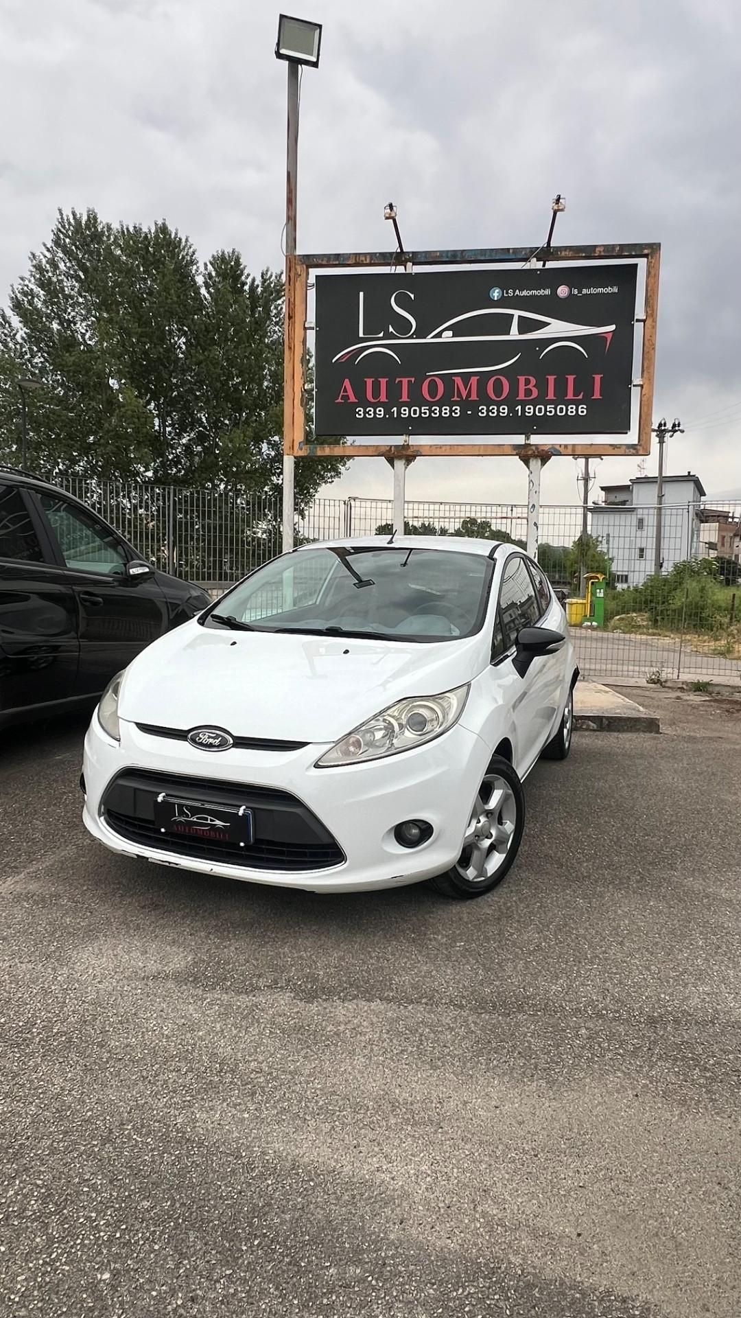 Ford Fiesta 1.4 TDCi 70CV 3 porte Titanium