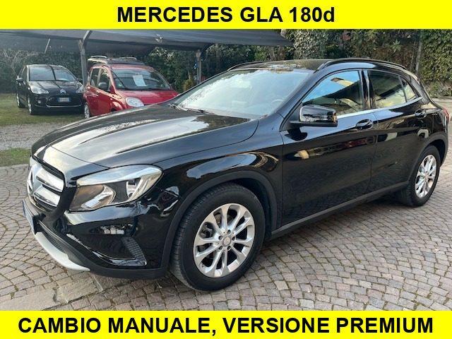 MERCEDES-BENZ GLA 180 Premium