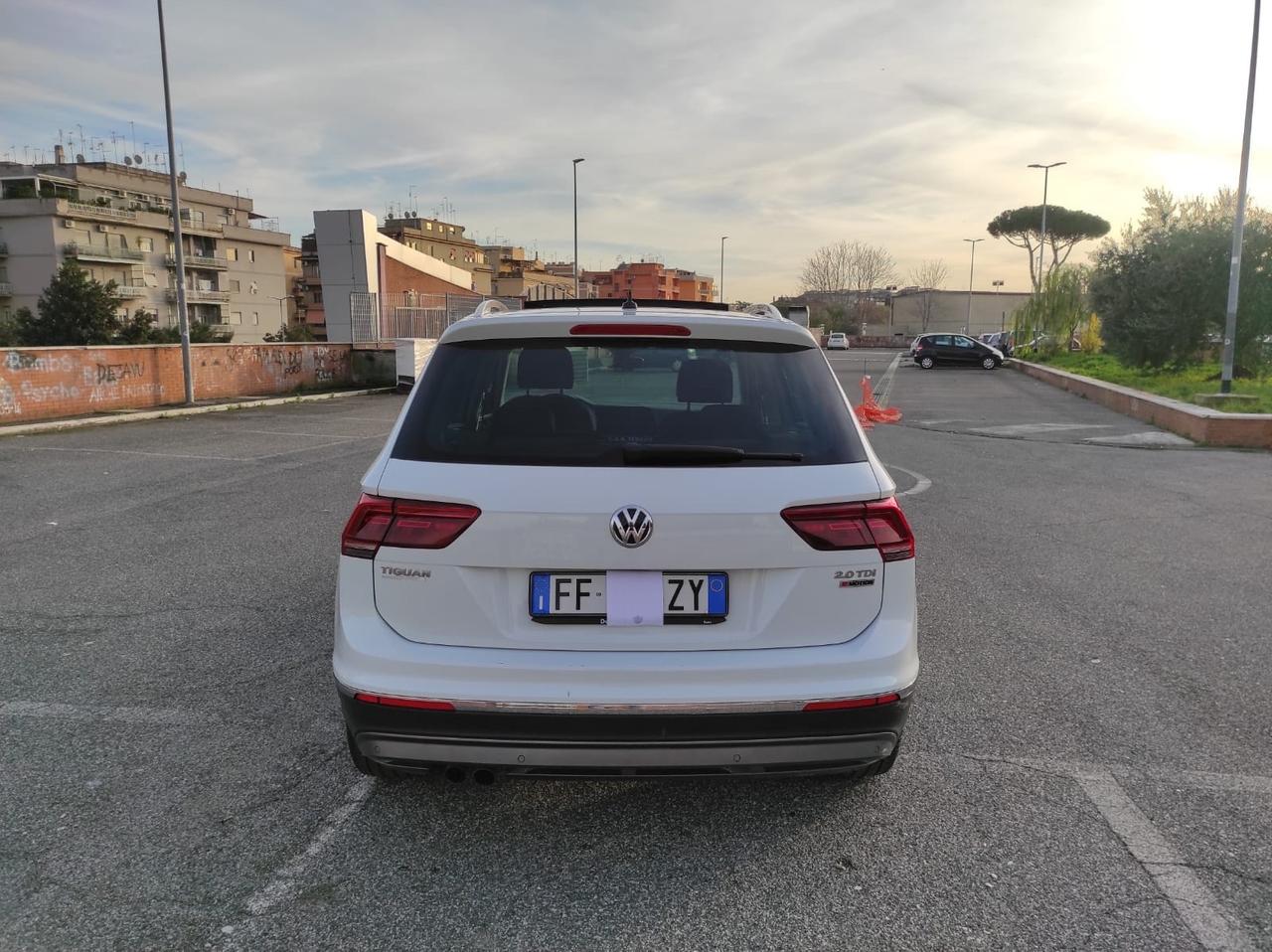 Volkswagen Tiguan 2.0 TDI DSG 4 MOTION *Virtual Cockpit-Matrix