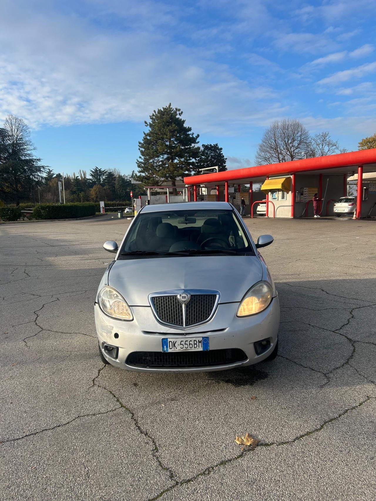 Lancia Ypsilon 1.2 Argento