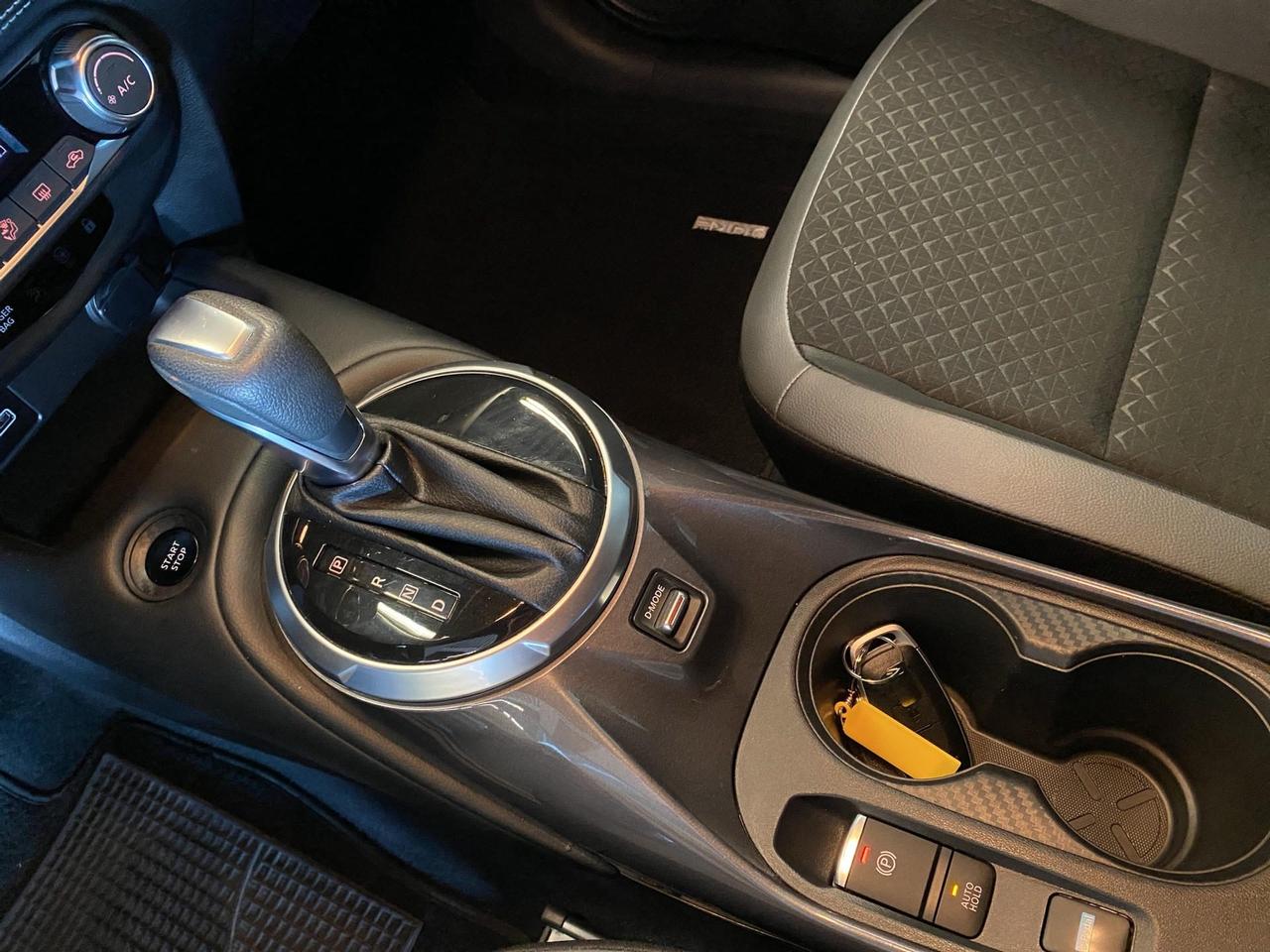 Nissan Juke 1.6 hev N-Connecta