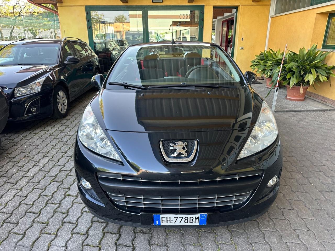Peugeot 207 1.6 VTi 120CV CC Féline