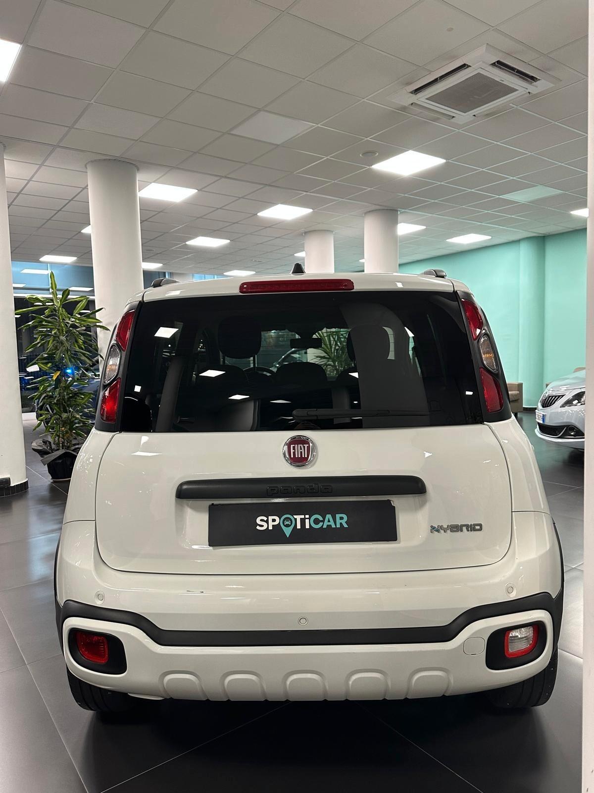 Fiat Panda 1.0 cross FireFly S&S Hybrid