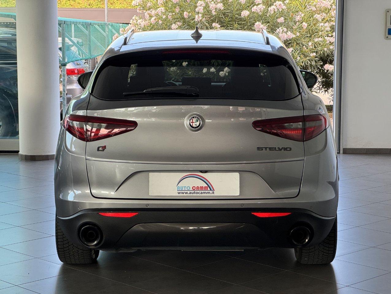Alfa Romeo Stelvio 2.0 t B-Tech Q4 200cv auto BTECH