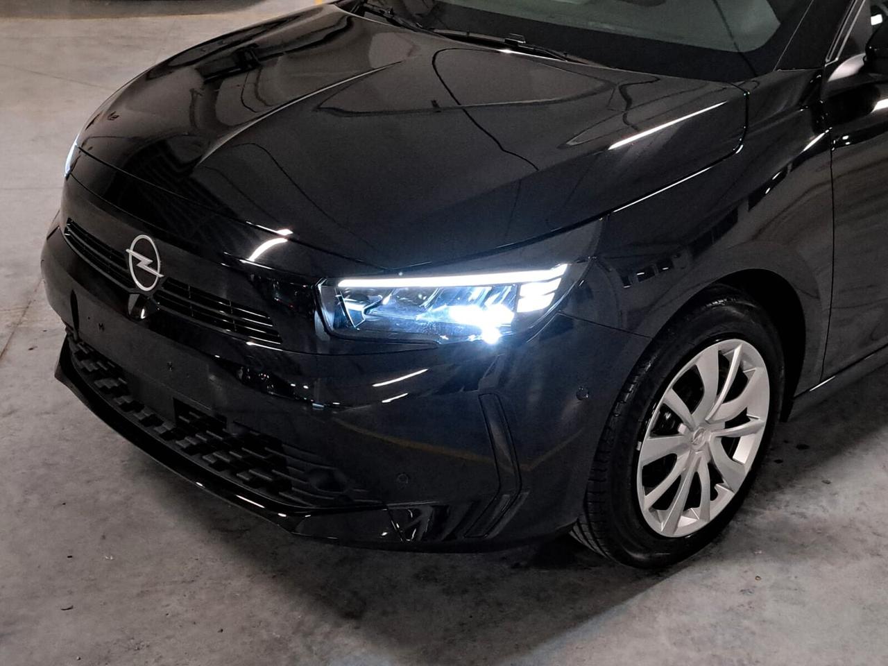 Opel Corsa 1200 75CV 5 Porte Km. 0