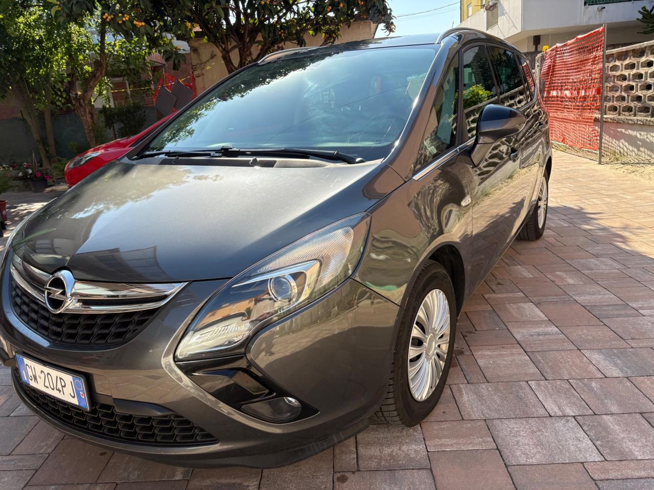 Opel Zafira Tourer 2.0 CDTi 7 posti pronta uso