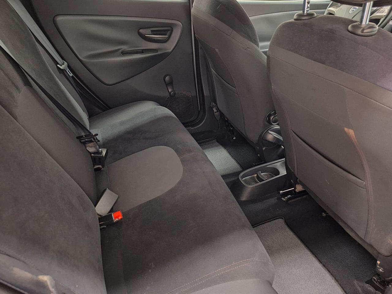 Lancia Ypsilon 1.2 69cv Platinum