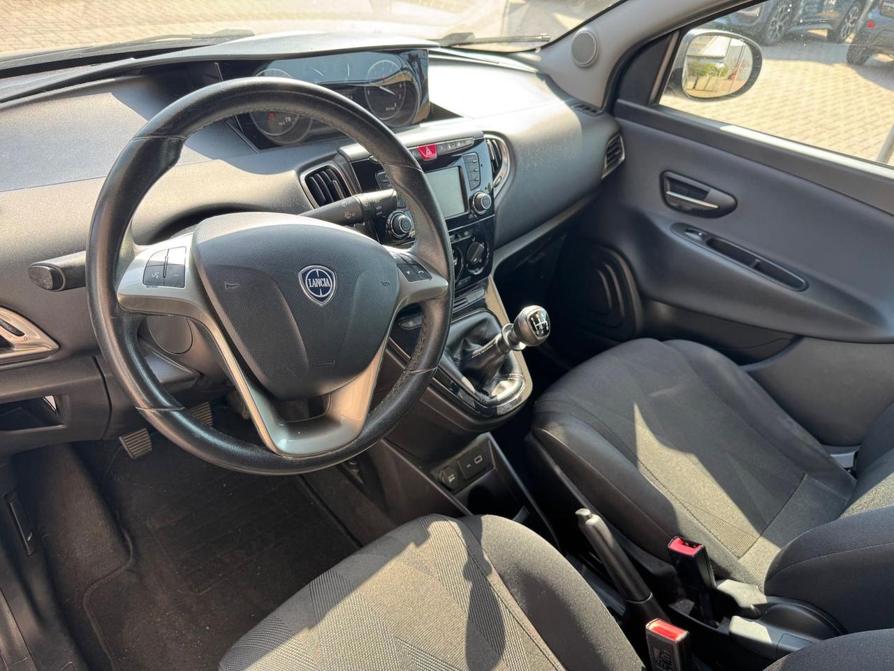 Lancia Ypsilon Gold 1.2 LPG #11723