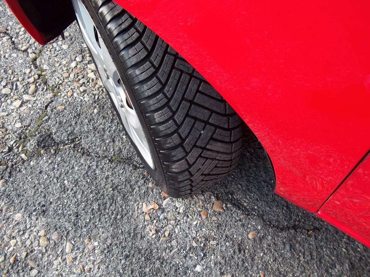 Hyundai i10 Comfort 1.1 12v Uniproprietario Ok neopatentati Euro 5B