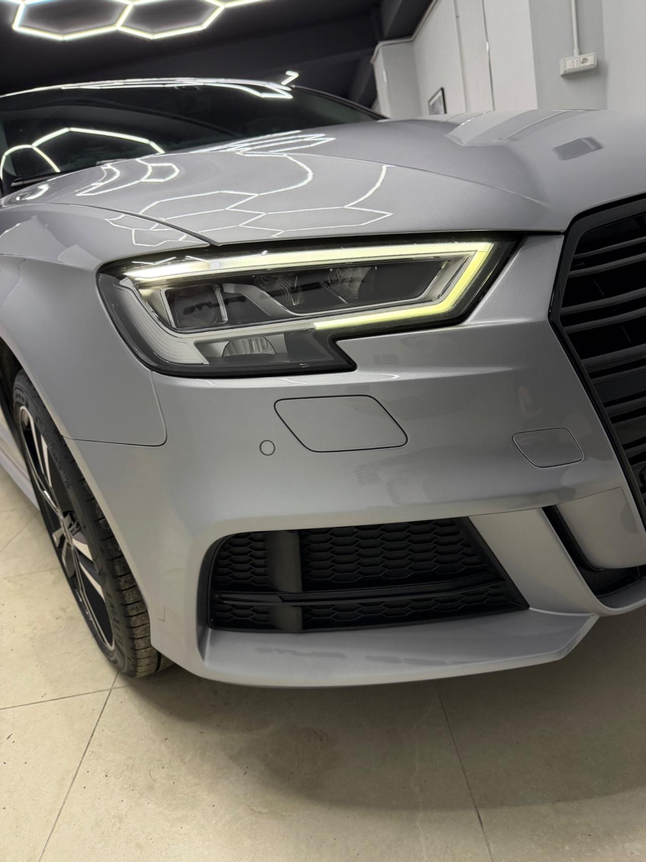 Audi A3 SPB 30 TDI Sline black