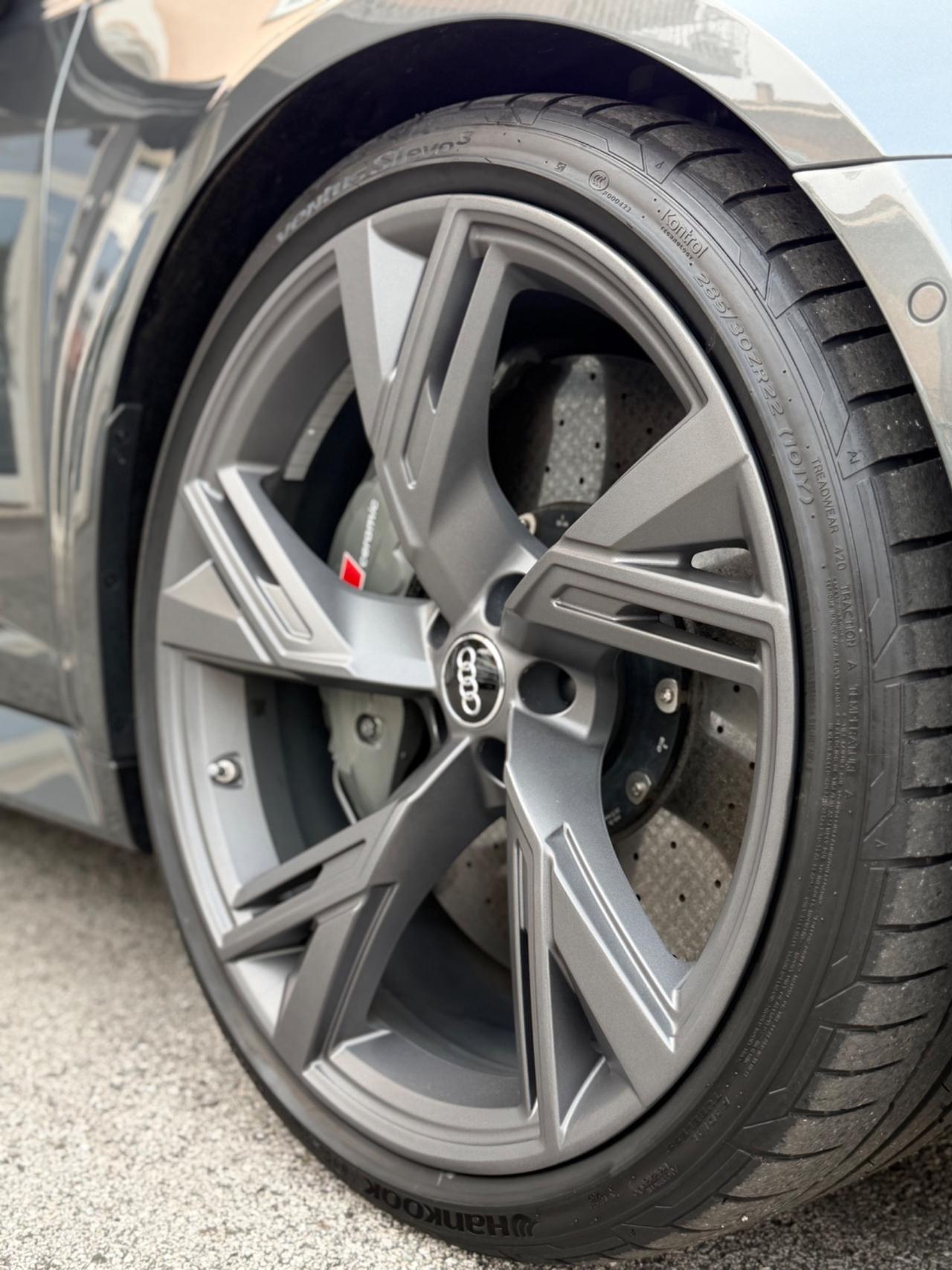 Audi RS6 RS 6 Avant 4.0 TFSI V8 quattro tiptronic