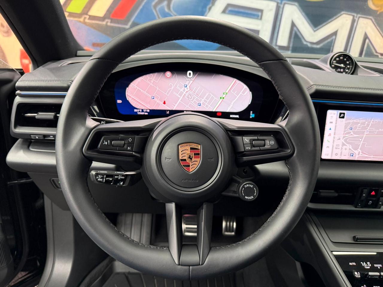 Porsche Macan 4S (810)