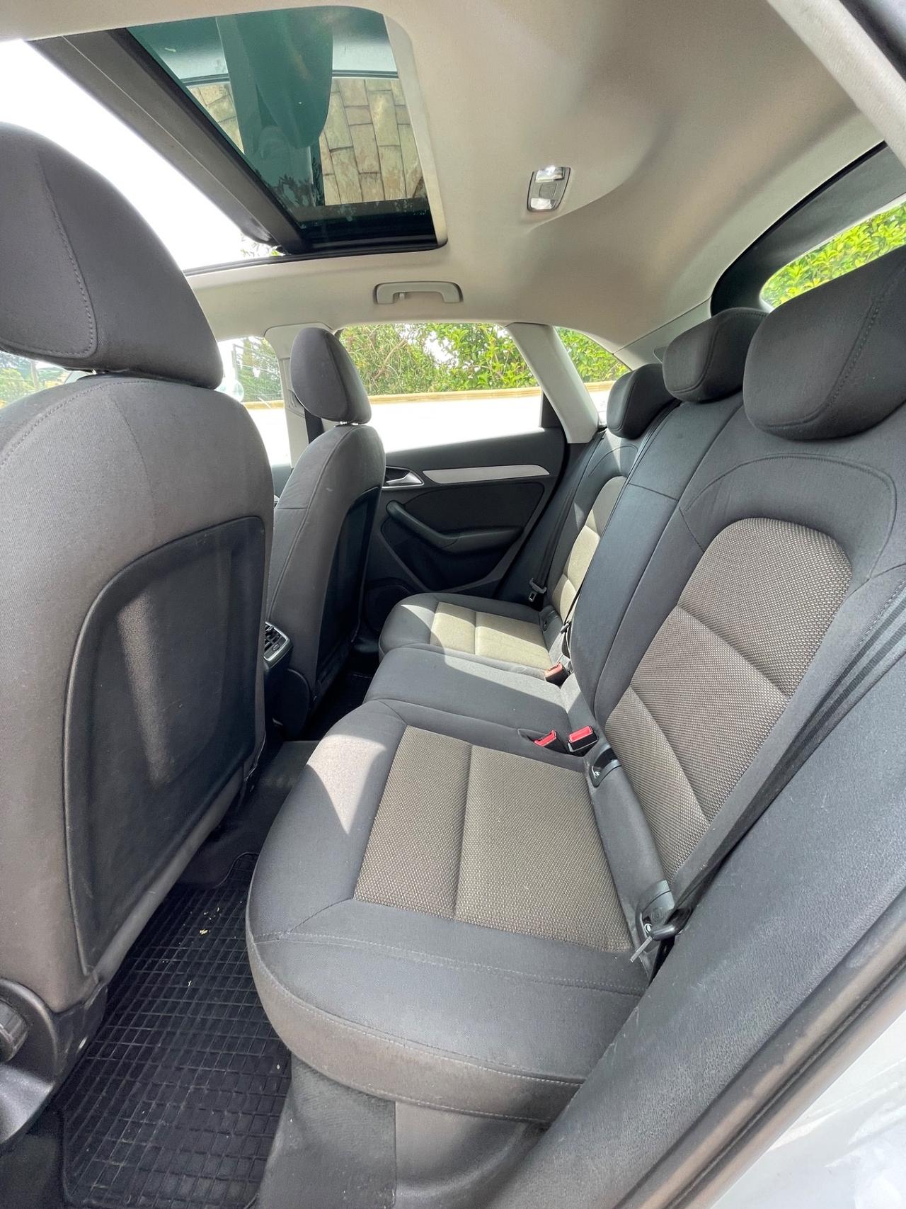 Audi Q3 2.0 TDI Quattro S tronic Tetto Nav