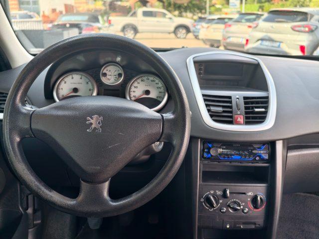PEUGEOT 207 1.4 8V 75CV 3p. X Line