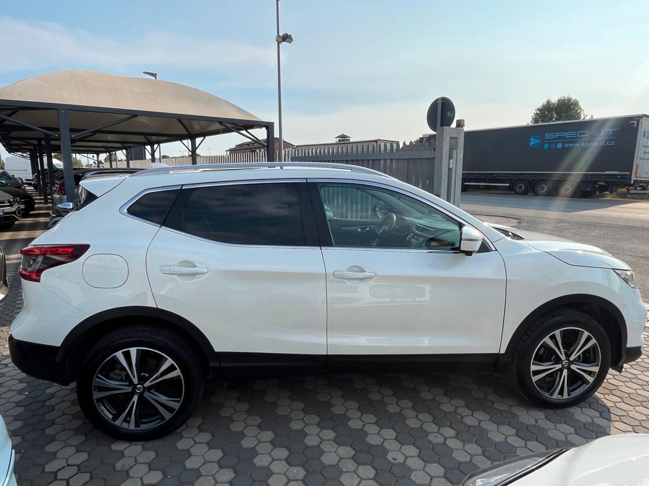 Nissan Qashqai 1.5 dCi N-Connecta