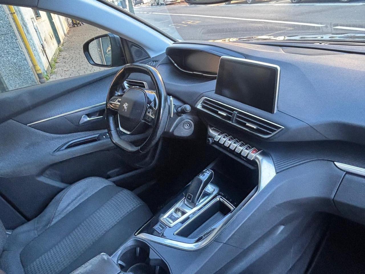 Peugeot 5008 1.6 7 POSTI BlueHDi 120 S&S EAT6