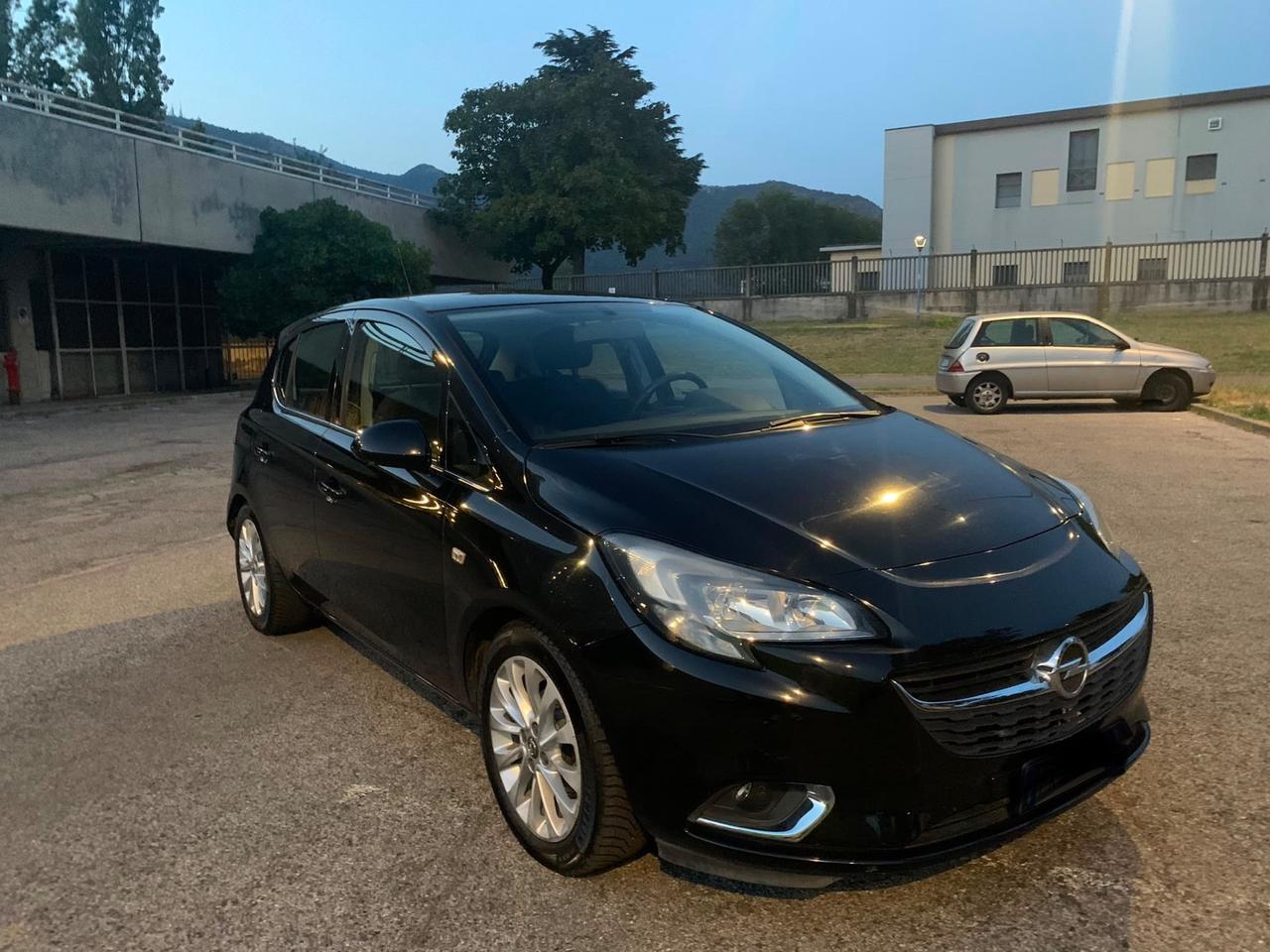 Opel Corsa 1.4 90CV GPL Tech 5 porte