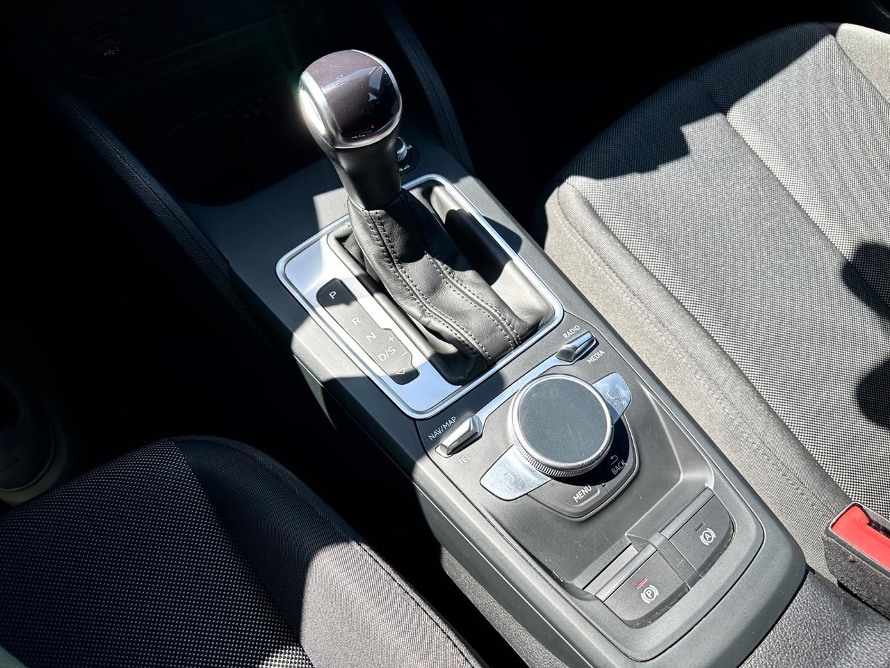 Audi Q2 35 TFSI S tronic Business Advanced