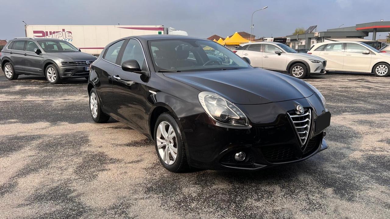 Alfa Romeo Giulietta 1.6 JTDm-2 105 CV Distinctive