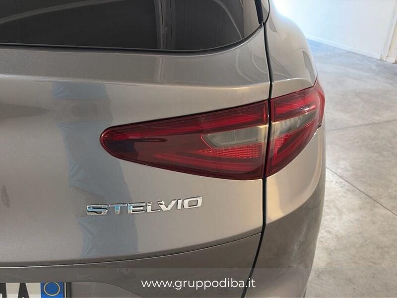 Alfa Romeo Stelvio 2017 Benzina 2.0 t First Edition Q4 280cv auto