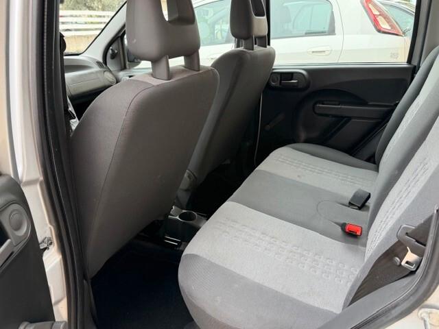 Fiat Panda 1.2 Emotion 69 cv benzina ok neopate. anno 10/2012