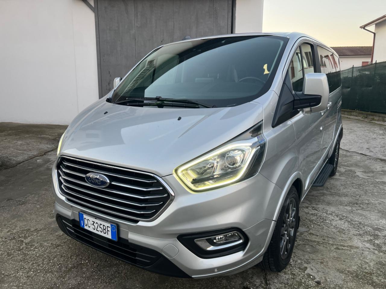 FORD TOURNEO CUSTOM 2.0 DIESEL IBRIDO 8 POSTI UNICO PROPRIETARIO PERFETTO