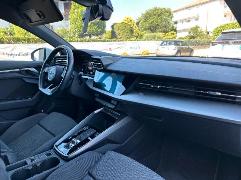 AUDI A3 4ª serie A3 SPB 35 TDI S tronic S line...
