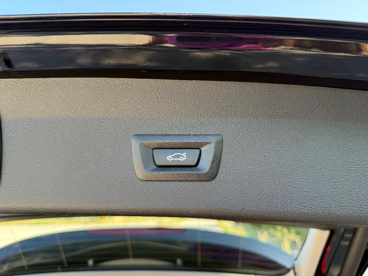 BMW - X1 - sDrive18d Business Advantage